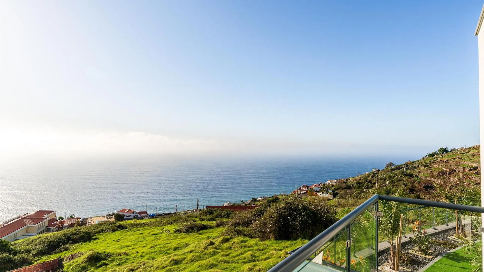 Ourmadeira - Sunset Cliff Villas, Contemporary Faja da Ovelha Villa