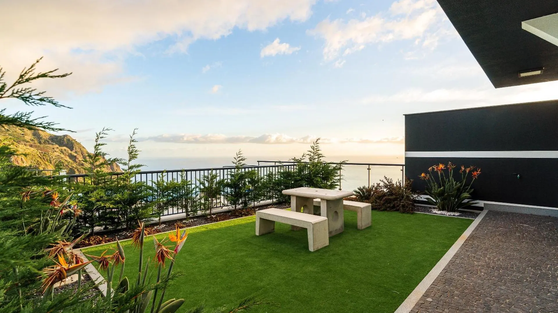 Ourmadeira - Sunset Cliff Villas, Contemporary Faja da Ovelha