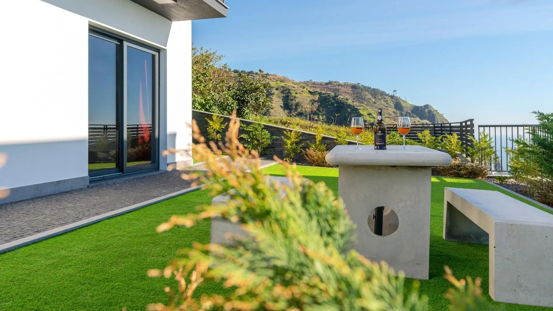 Ourmadeira - Sunset Cliff Villas, Contemporary Faja da Ovelha Villa